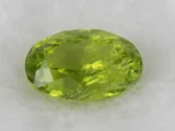 Natural Peridot Stone 3.57 Carat (3.92 Ratti) - Top view