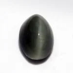 Natural Quartz Cat’s Eye Gemstone (Lahsuniya Ratna) – 4.93 Carat (5.42 Ratti) - front view