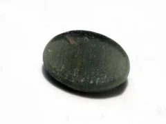 Natural Quartz Cat’s Eye Gemstone (Lahsuniya Ratna) – 5.17 Carat (5.68 Ratti) - back view