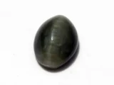 Natural Quartz Cat’s Eye Gemstone (Lahsuniya Ratna) – 5.91 Carat (6.49 Ratti) - front view