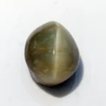 Natural Quartz Cat’s Eye Gemstone (Lahsuniya Ratna) – 7.60 Carat (8.35 Ratti) - front view