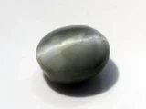 Natural Quartz Cat’s Eye Gemstone (Lahsuniya Ratna) – 7.95 Carat (8.74 Ratti) - front view