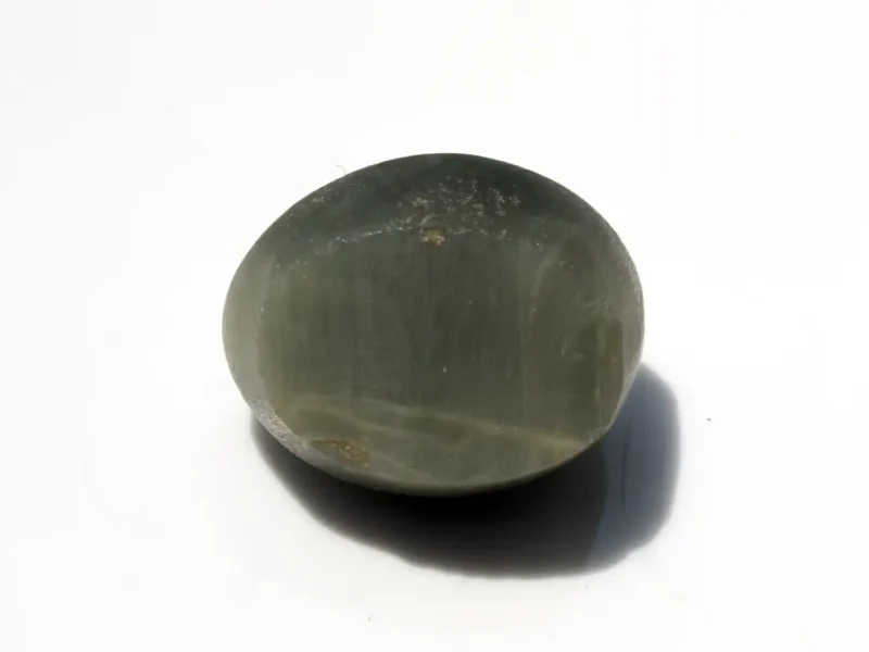 Natural Quartz Cat’s Eye Gemstone (Lahsuniya Ratna) – 8.35 Carat (9.18 Ratti) - back view