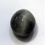 Natural Quartz Cat’s Eye Gemstone (Lahsuniya Ratna) – 9.10 Carat (10.00 Ratti) - front view