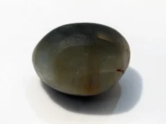 Natural Quartz Cat’s Eye Gemstone (Lahsuniya Ratna) – 9.50 Carat (10.44 Ratti) - back view