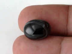 Natural Sulemani Hakik Agate Stone 10.05 Carat (11.04 Ratti) - In hand