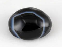 Natural Sulemani Hakik Agate Stone 12.76 Carat (14.02 Ratti) - Side view