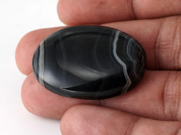 Natural Sulemani Hakik Agate Stone 62.15 Carat (68.30 Ratti) - Top view