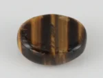 Natural Tiger Eye Stone 6.80 Carat (7.47 Ratti) – Side view