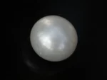Cultured Pearl Stone (Moti Ratna) 4.11 Carat (4.52 Ratti) - Top view