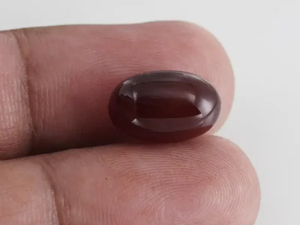 Yamini Hakik Stone 7.90 Carat (8.68 Ratti) - Certified Natural Agate Gemstone - In Hand