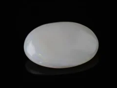 Back view of a 3.50 Carat (3.85 Ratti) natural opal gemstone