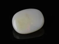 Australian Fire Opal 4.87 Carat (5.35 Ratti) - Top View