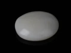 Buy a certified Australian fire opal 8.56 carat (9.41 ratti) online in India. This brilliant Natural Opal with play-of-color is from Ratna Gems. 100% lab-tested.