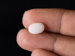 Wearing a 2.59 ratti shukra ratna (Australian Opal) for astrology