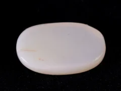 Certified natural doodhiya patthar 3.60 ratti (3.28 carat) back view