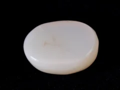 Certified natural doodhiya patthar 5.52 ratti (5.02 carat) back view