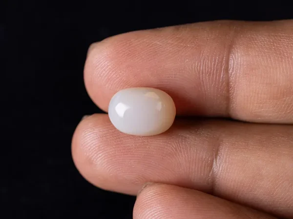 Wearing a 5.52 ratti shukra ratna (Australian Opal) for astrology