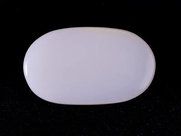 Certified natural doodhiya patthar 5.52 ratti (5.02 carat) back view