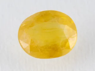 4.69 ratti pukhraj stone
