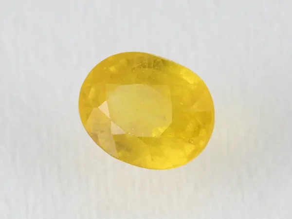 5.12 ratti pukhraj stone