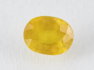 5.45 ratti pukhraj stone