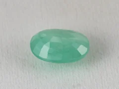 Brazilian Emerald 4.85 Carat (5.33 Ratti) Panna Stone - Sapota back view with pavilion facets and symmetry
