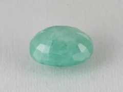 Brazilian Emerald 5.8 Carat (6.37 Ratti) Panna Stone back view — Sapota, pavilion facets and symmetry