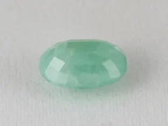 Brazilian Emerald 6.2 Carat (6.81 Ratti) Panna Stone back view — Sapota, pavilion facets and symmetry