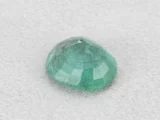 3.68 ratti emerald back view (oval)