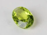 Peridot Stone 4.53 Carat (4.98 Ratti) side profile showing crown height and depth