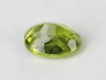 Peridot Stone 5.2 Carat (5.71 Ratti) pavilion facets and symmetry view