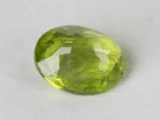 Peridot Stone 7.02 Carat (7.71 Ratti) side profile showing depth and crown-to-pavilion balance