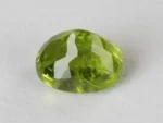 Peridot Stone 7.78 Carat (8.55 Ratti) back view with pavilion facets and symmetry