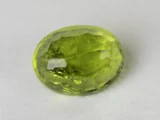 Peridot Stone 8.07 Carat (8.87 Ratti) back view with pavilion facets and symmetry