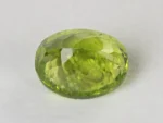 Peridot Stone 8.24 Carat (9.05 Ratti) back view with pavilion facets and symmetry
