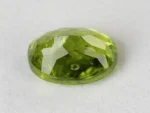 Peridot Stone 9.35 Carat (10.27 Ratti) pavilion facets and symmetry view