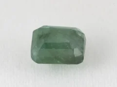 Zambian Emerald 5.42 Carat (5.96 Ratti) Panna Stone back view with pavilion facets and symmetry