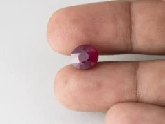 Bangkok Ruby Stone (Manik) 4.9 Carat (5.38 Ratti) in hand for real size and colour reference
