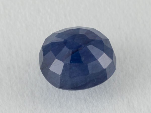Bangkok Blue Sapphire Neelam 4.59 Carat back view pavilion facets visible