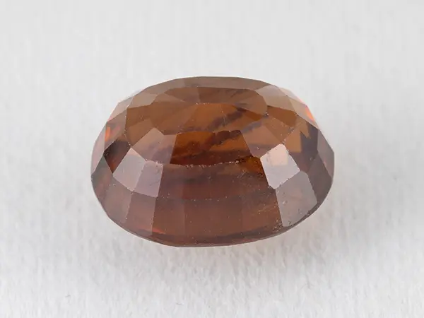 African Gomed Stone 8.7 Carat (9.56 Ratti) Natural Certified Hessonite 2 Natural Gomed 8.7 Carat back view showing pavilion facets.