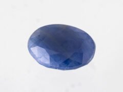 blue sapphire Neelam 4.64 carat second side angle