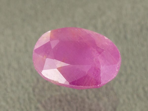 Natural African Ruby Manik 3.51 Carat main view red oval gemstone