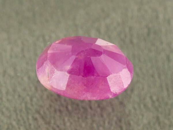 African Ruby 3.51 Carat back profile showing polished underside