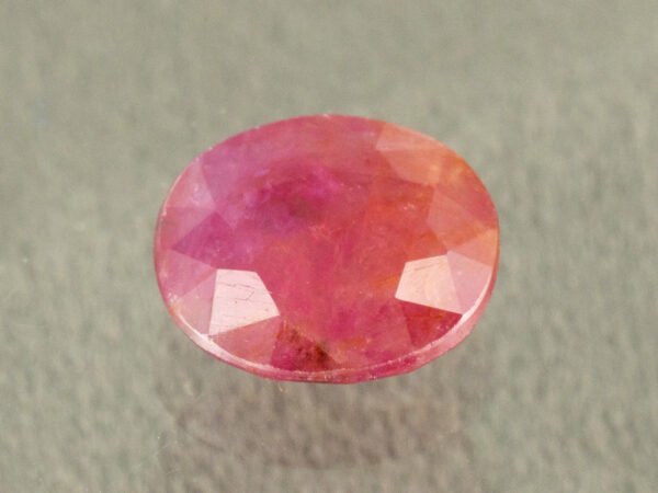 Natural African Ruby Manik 3.57 Carat main view red oval gemstone
