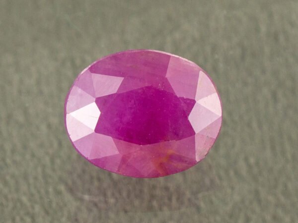 Natural African Ruby Manik 4.42 Carat main view red oval gemstone