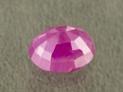 African Ruby 4.42 Carat back profile showing polished underside