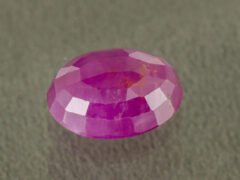 African Ruby 4.88 Carat back profile showing polished underside