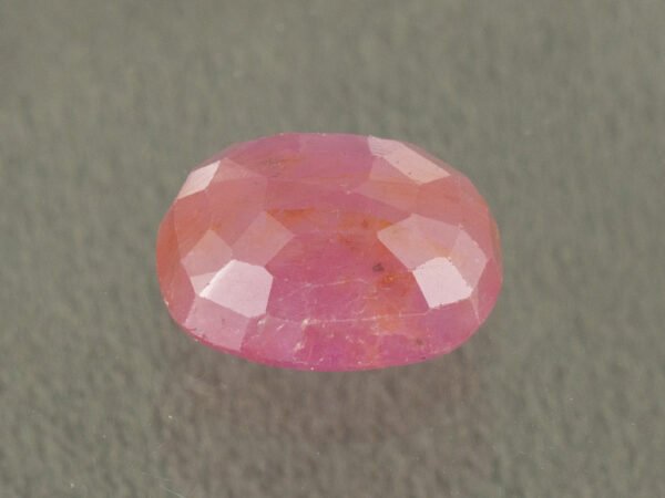African Ruby 5.40 Carat back profile showing polished underside