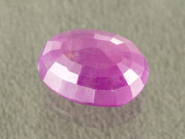 African Ruby 6.55 Carat back profile showing polished underside